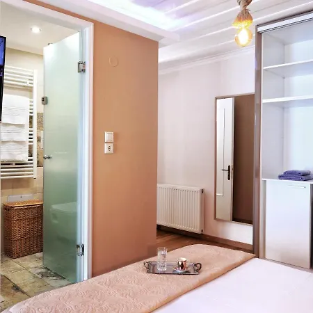 Achi's House Lefkada City